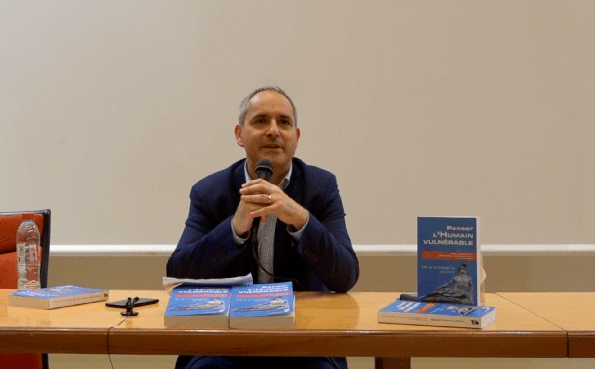 Bertrand QUENTIN : clôture du séminaire. A propos de l’ouvrage Penser l’humain vulnérable.